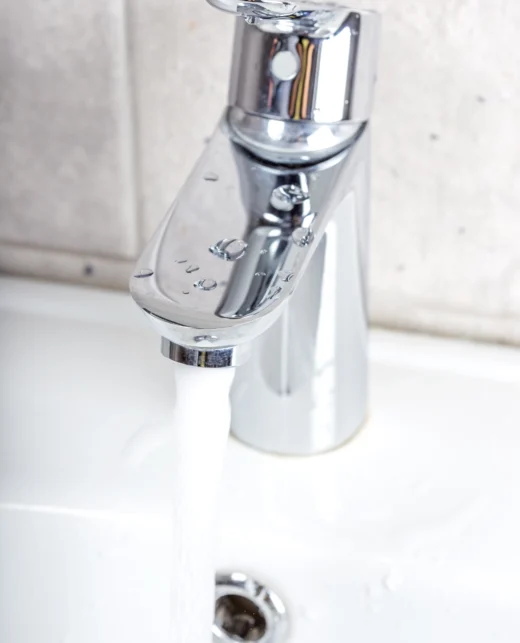 Wasserhahn